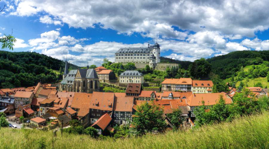 Nasze usługi wynajmu samochodów oferują różnorodny wybór pojazdów w Stolbergu.